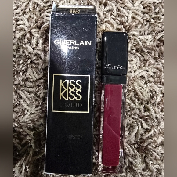 GUERLAIN Kisskiss Liquid Lipstick L369 TEMPTING MATTE - Picture 5 of 5